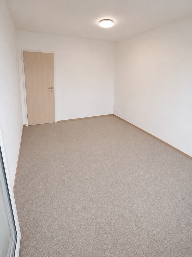 Erstklassig sanierte 3.5-Zimmerwohnung in Basel-St. Johann (5)