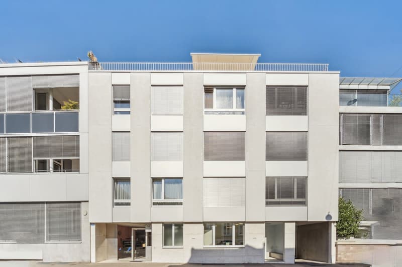 Sanierte 1.5-Zimmer-Wohnung mit Balkon an der Holbeinstrasse in Basel (6)