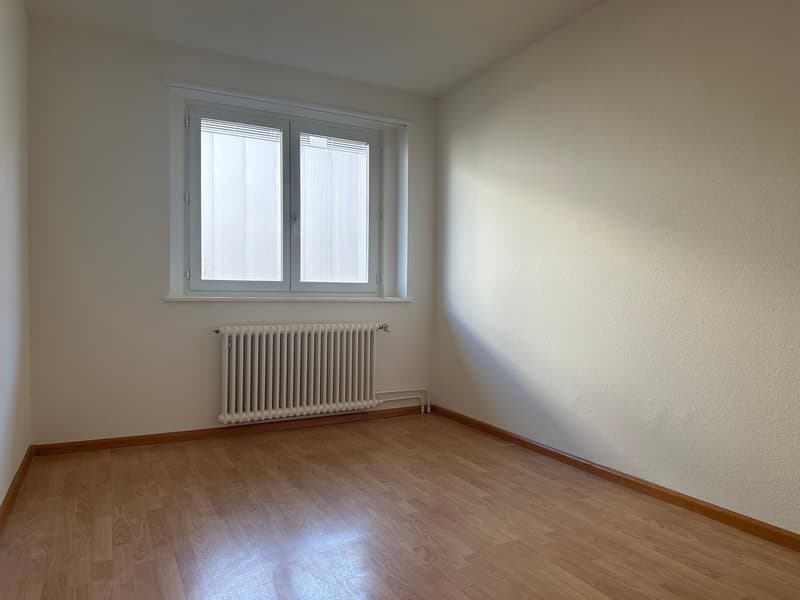 Moderne 3-Zimmer-Genossenschaftswohnung mit Balkon in Pratteln zu vermieten (6)