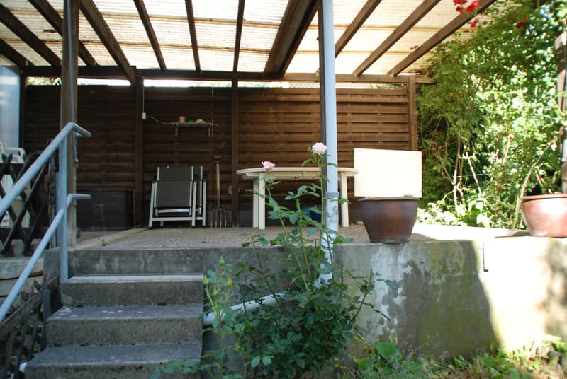 Wohnhaus mit Gewerbetrakt (14)