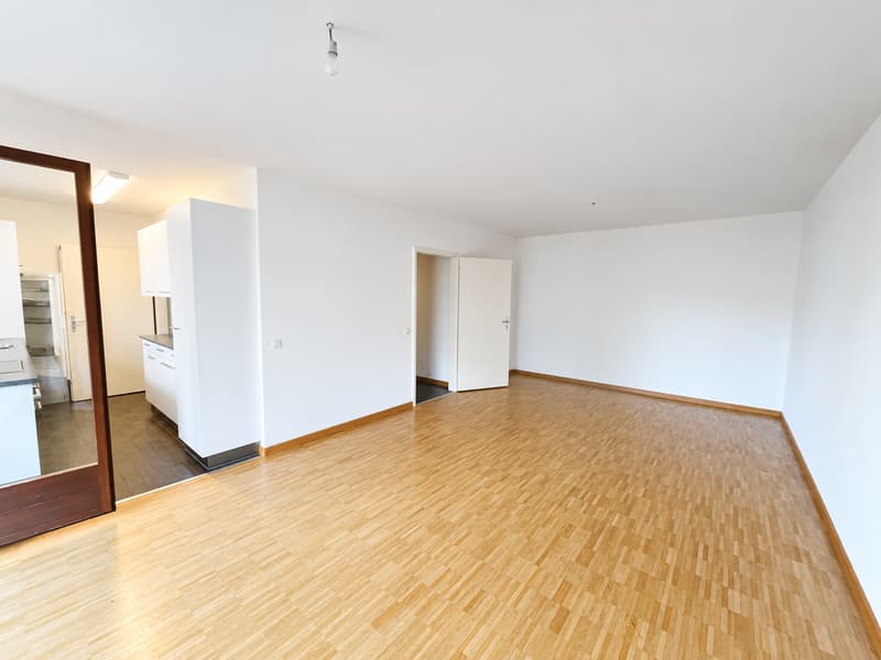 Helle 3.0-Zimmerwohnung an der Stadtgrenze! (5)