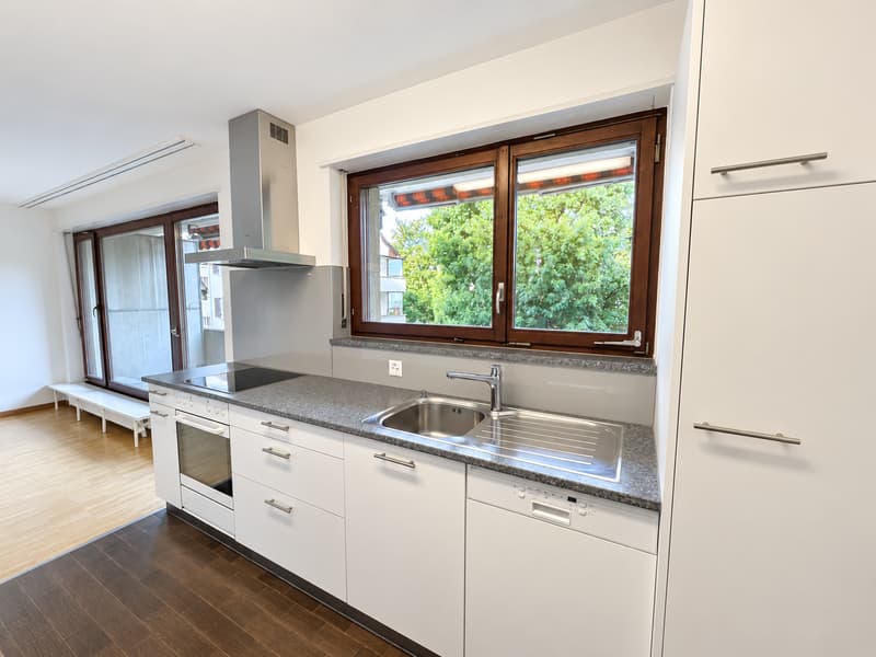 Helle 3.0-Zimmerwohnung an der Stadtgrenze! (2)