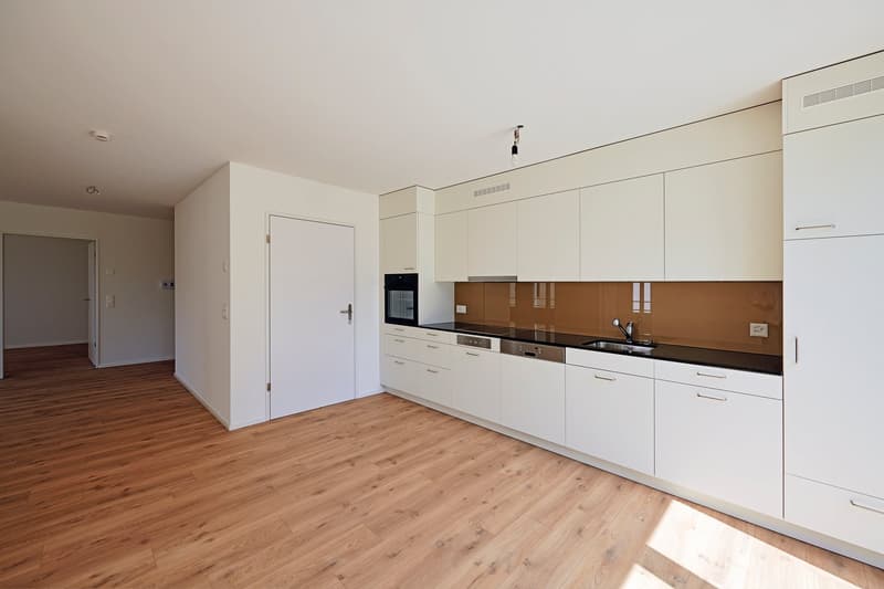Senior apartments with services at the village square (5)