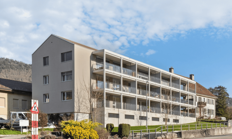 Appartement pour seniors sans seuil avec services au centre de Corgémont (1)
