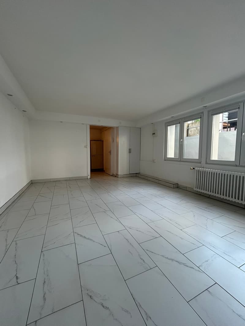 Gewerbefläche zur Miete im Untergeschoss – Lengnau, Solothurnstrasse 16 (2)
