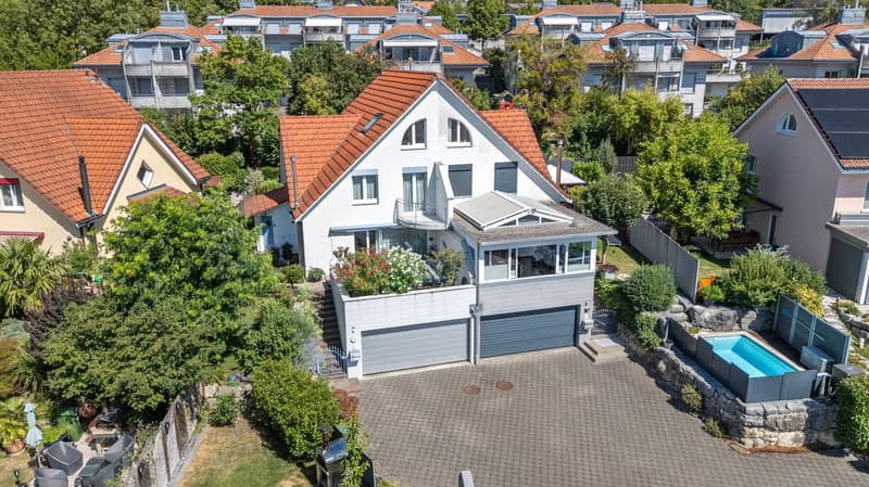 Gepflegte Doppelhaushälfte im ruhigen Quartier (1)