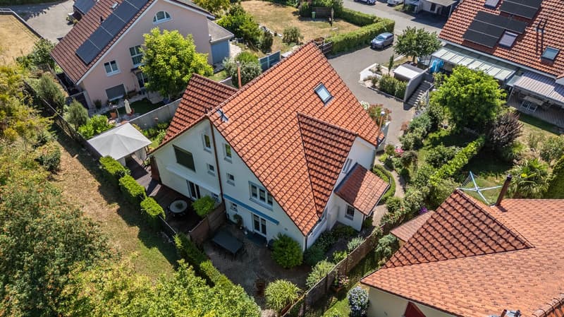 Gepflegte Doppelhaushälfte im ruhigen Quartier (2)