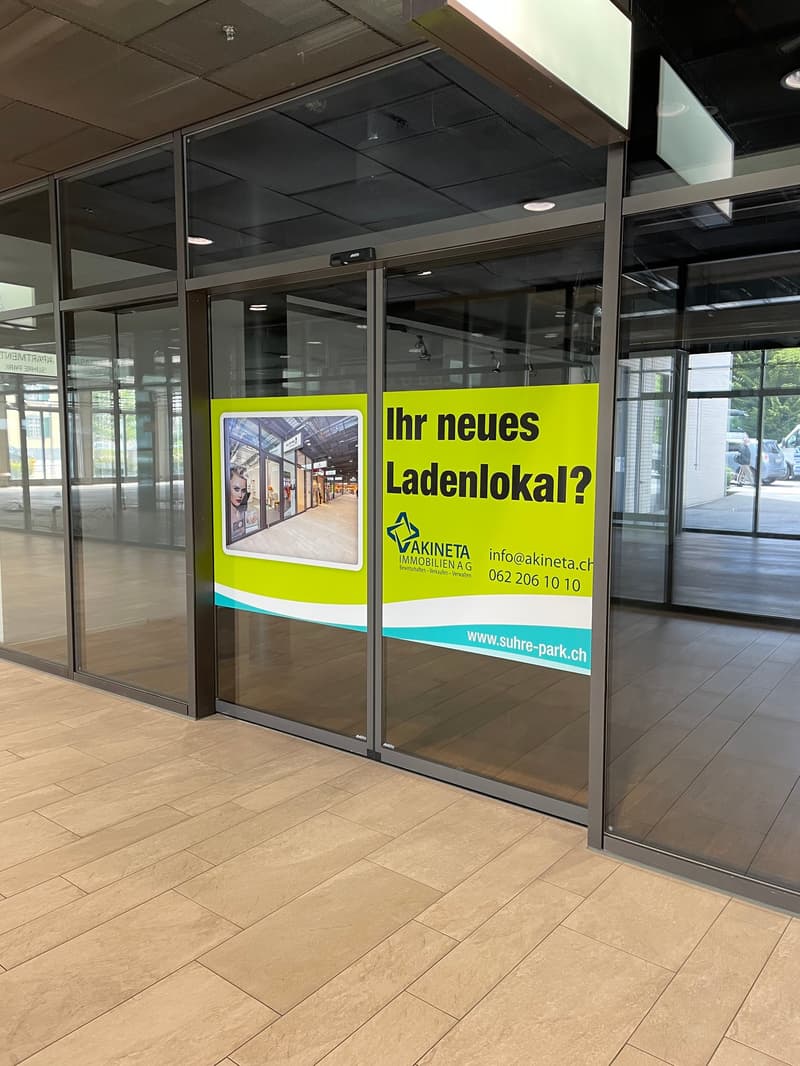 Moderne Ladenfläche an zentraler Lage von Suhr (4)