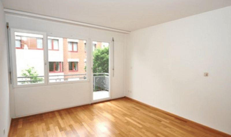 Grosszügige 4-Zimmerwohnung im Stadtzentrum zu vermieten! (5)
