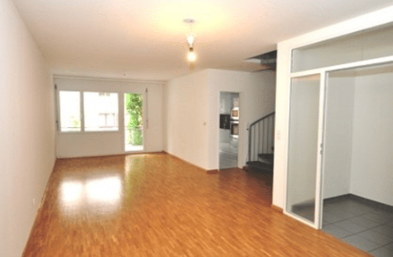 Grosszügige 4-Zimmerwohnung im Stadtzentrum zu vermieten! (4)