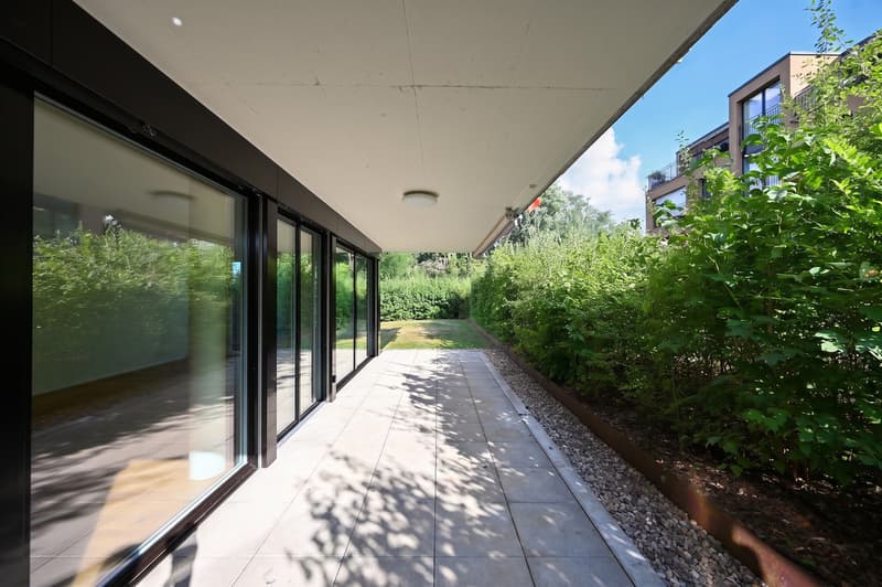 IMPOSANT. MODERN. GARTENWOHNUNG. (6)