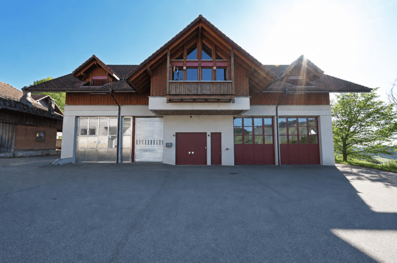Wohn- und Geschäftshaus mit langfristigem Mietvertrag (3)