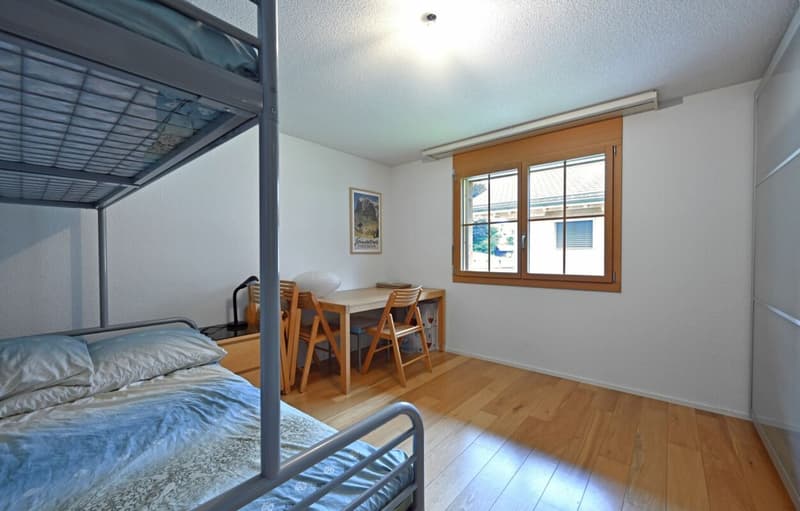 Charmante 3.5/4.5-Zimmer-Maisonettewohnung an Hanglange (8)