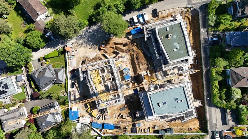 EINZIGARTIGE ATTIKAWOHNUNG MIT BESTECHENDEM PANORAMABLICK (3)