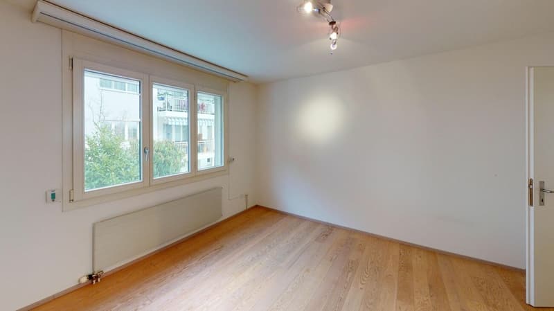Stilvolle 4.5 Zimmer-Wohnung - sofort einzugsbereit (14)
