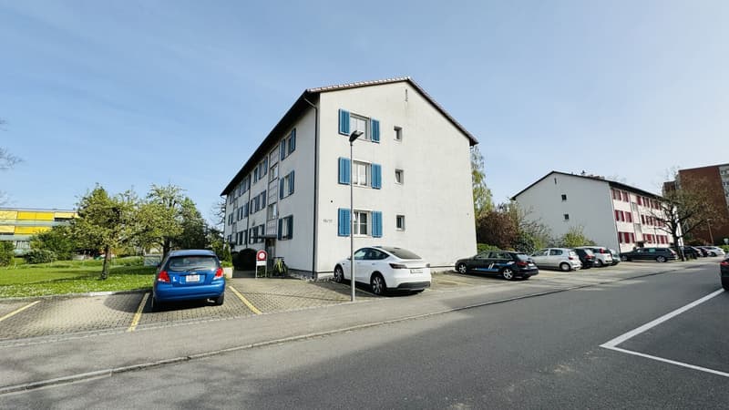 1.5-Zimmer-Schöne Gartenwohnung mit Balkon, Keller, Estrich und Parkplatz (2)