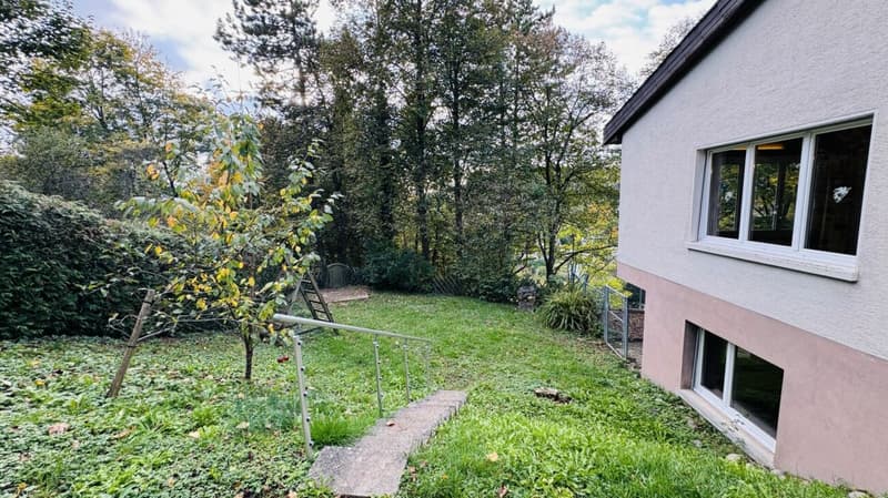 Maison individuelle 5.5 pièces pour 1-2 familles - garage, grand jardin, vue panoramique (2)
