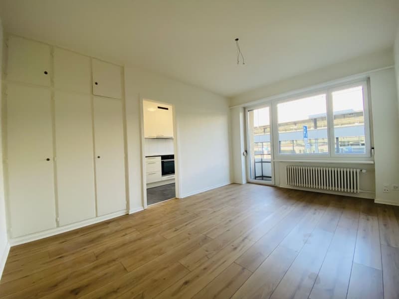 Zweitbezug 2.5-Zimmer mit Balkon und Keller (1001) (4)