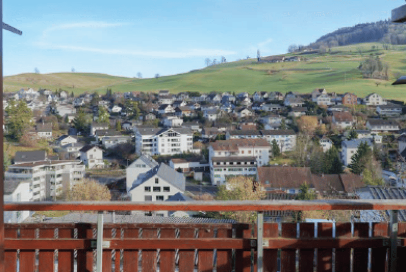 Freistehendes 5-Zimmer-EFH mit Garage, Vorplatz, Balkon, Garten und schöner Aussicht (4)
