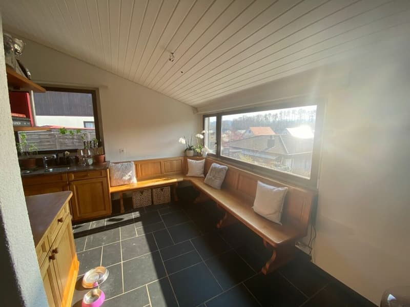 Freistehendes 5.5-Zimmer-EFH mit Wintergarten, Garage und sonnigem Garten (10)