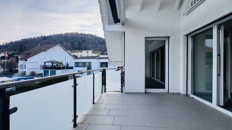 4.5-Zimmer-Maisonette mit Balkon, 2 Nasszellen, 2 Tiefgaragenplätzen, Waschturm und Keller (9)