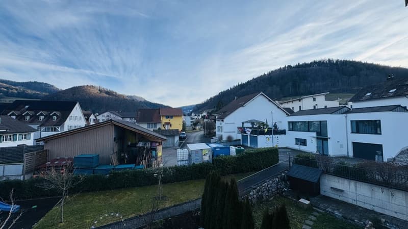 4.5-Zimmer-Maisonette mit Balkon, 2 Nasszellen, 2 Tiefgaragenplätzen, Waschturm und Keller (12)