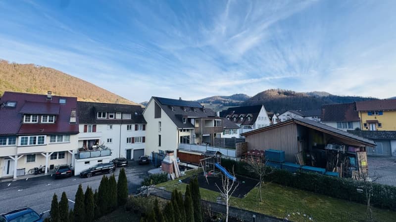 4.5-Zimmer-Maisonette mit Balkon, 2 Nasszellen, 2 Tiefgaragenplätzen, Waschturm und Keller (13)