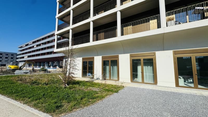 Voll ausgebauter Neubau-Gewerberaum mit 104 m² und 3.50 m Raumhöhe (2)