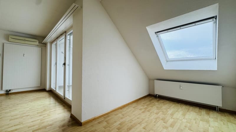 Gemütliche 3.5-Zimmer-Wohnung mit Balkon, Lift, Keller und ca. 80 m² Wohnfläche (3)