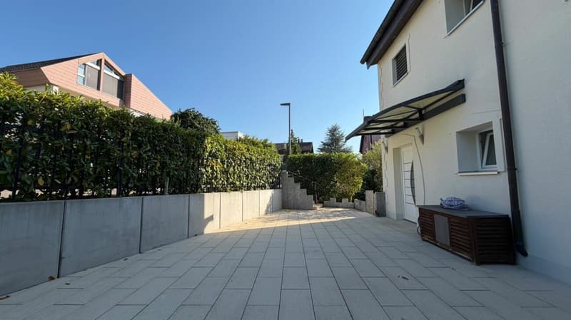 Neuwertiges Familienhaus mit traumhafter Aussicht Umfassend saniert - Vielseitig nutzbar - Familienfreundliche Lage (21)