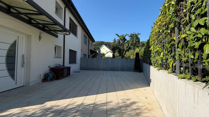 Neuwertiges Familienhaus mit traumhafter Aussicht Umfassend saniert - Vielseitig nutzbar - Familienfreundliche Lage (23)
