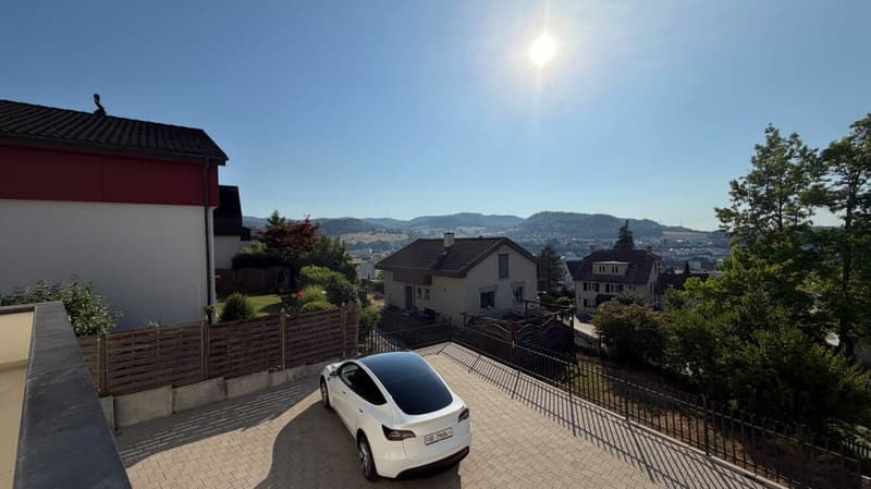 Neuwertiges Familienhaus mit traumhafter Aussicht Umfassend saniert - Vielseitig nutzbar - Familienfreundliche Lage (20)