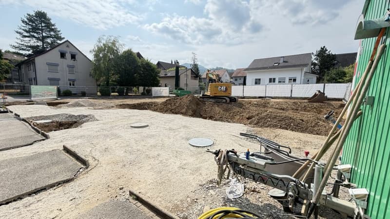 Grosses Neubau EFH, (Haus A), 6.5 Zimmer mit Garten, Studio, 3 Nasszellen, Carport & Parkplatz (15)