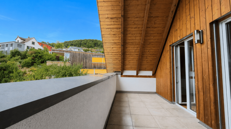 Grosszügiges 5.5-Zimmer-Haus mit Garage, 4 Aussenparkplätzen und Dachterrasse (17)