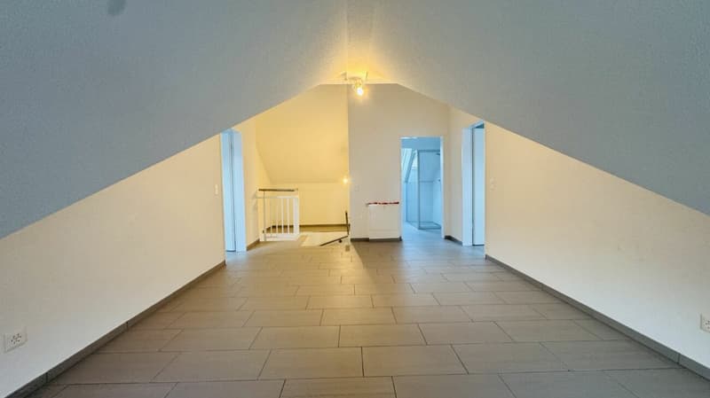 4.5-Zimmer-Maisonette mit Balkon, 2 Nasszellen, 2 Tiefgaragenplätzen, Waschturm und Keller (19)