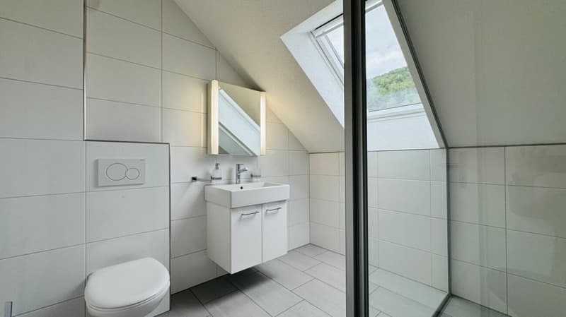 4.5-Zimmer-Maisonette mit Balkon, 2 Nasszellen, 2 Tiefgaragenplätzen, Waschturm und Keller (15)