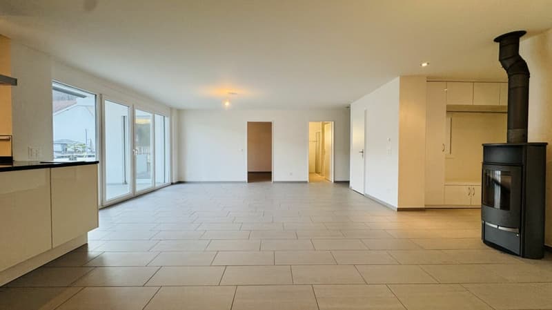 4.5-Zimmer-Maisonette mit Balkon, 2 Nasszellen, 2 Tiefgaragenplätzen, Waschturm und Keller (1)
