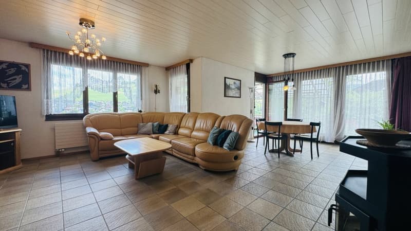 Freistehendes 5-Zimmer-EFH mit Garage, Vorplatz, Balkon, Garten und schöner Aussicht (7)