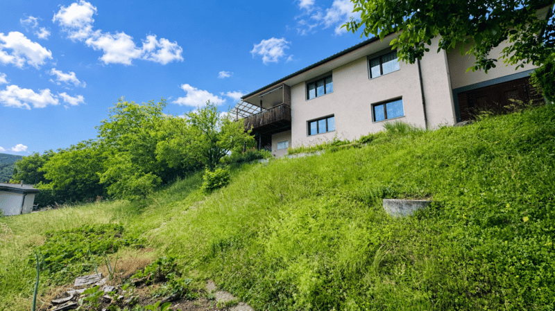 Freistehendes 5-Zimmer-EFH mit Garage, Vorplatz, Balkon, Garten und schöner Aussicht (22)