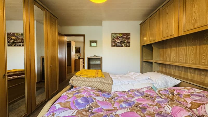 Freistehendes 5-Zimmer-EFH mit Garage, Vorplatz, Balkon, Garten und schöner Aussicht (16)