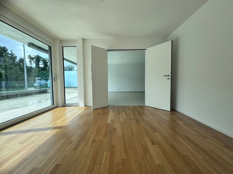 Exklusive moderne 4.5-Zimmer-Wohnung mit grosser Terrasse & Waschturm (9)