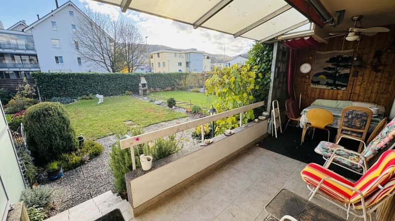 5.5-Zimmer-Reihenhaus mit Garten und Garage - sanierungsbedürftig (2)
