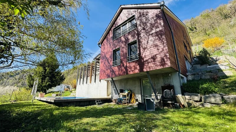 6.5-Zimmer-Architektenhaus mit Pool, Garagenbox, 3 Parkplätzen und Weitsicht (3)
