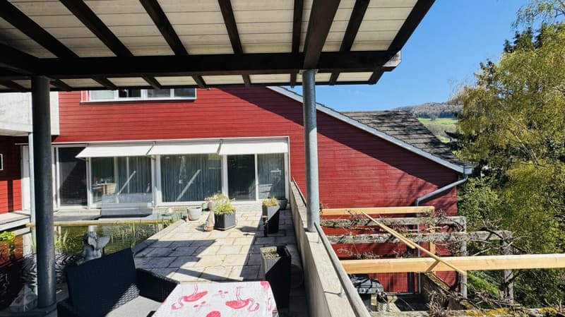 6.5-Zimmer-Architektenhaus mit Pool, Garagenbox, 3 Parkplätzen und Weitsicht (35)