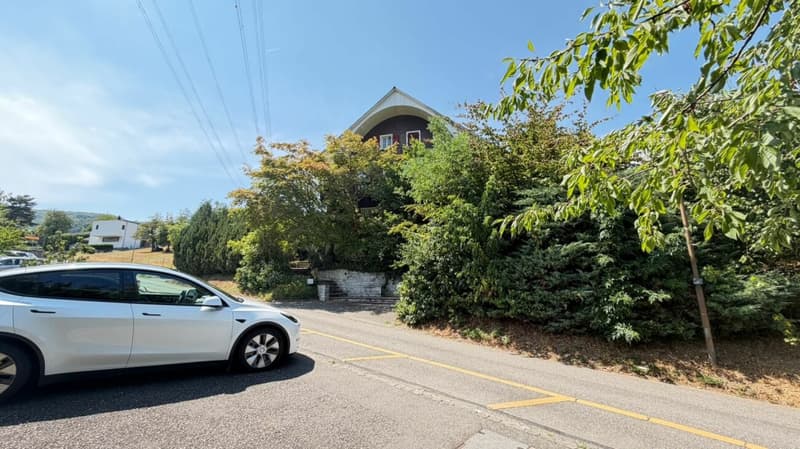 Grosszügiges Doppeleinfamilienhaus mit Garten, Garagenbox und Ausbaupotenzial (21)