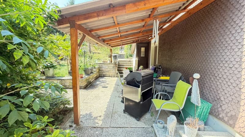 Grosszügiges Doppeleinfamilienhaus mit Garten, Garagenbox und Ausbaupotenzial (20)