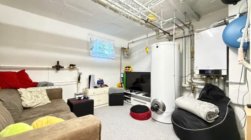 Grosszügiges Einfamilienhaus mit Garage, viel Platz und schönem Raumangebot (16)