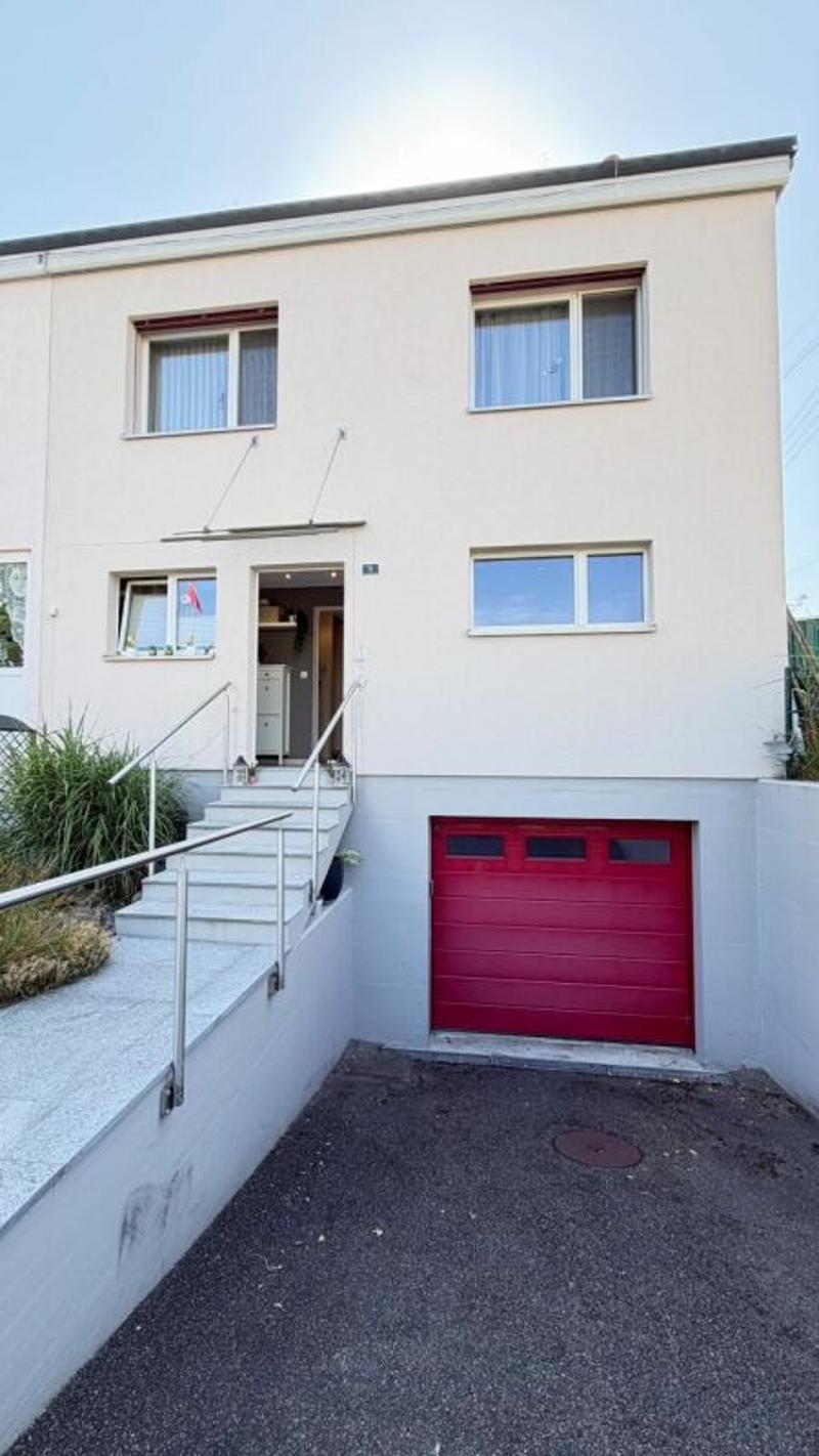 Grosszügiges Einfamilienhaus mit Garage, viel Platz und schönem Raumangebot (19)