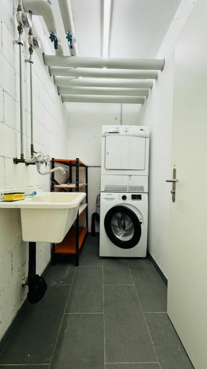 4.5-Zimmer-Maisonette mit Balkon, 2 Nasszellen, 2 Tiefgaragenplätzen, Waschturm und Keller (25)