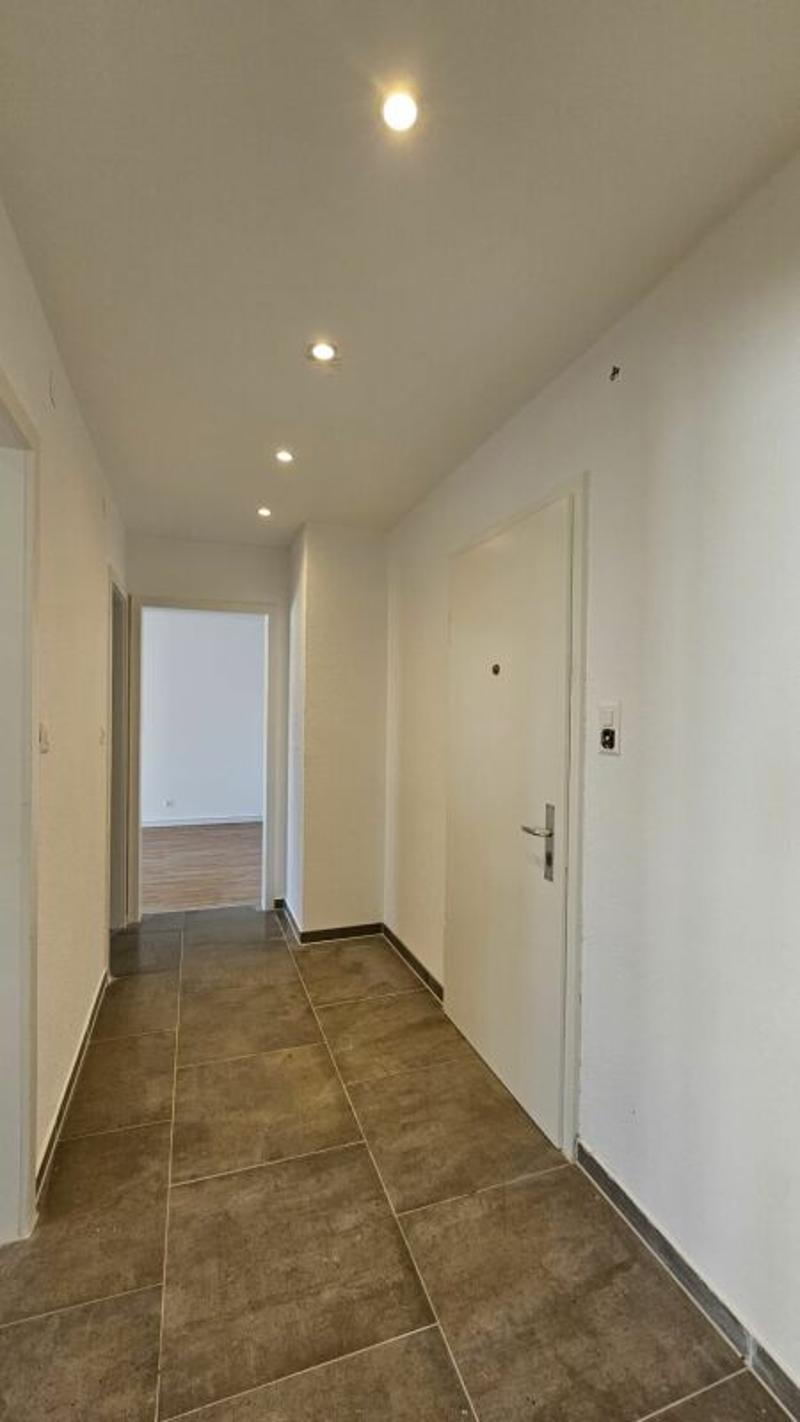 Grosszügige, sanierte 2.5-Zimmerwohnung mit Balkon, Waschturm & Keller - ohne Lift, in Basel (8)